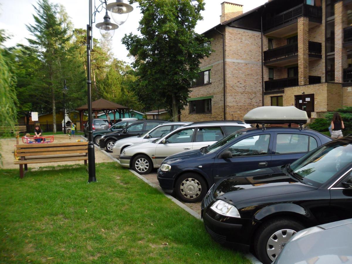 Aparthotel Lesny Dwor Großmöllen Exterior foto